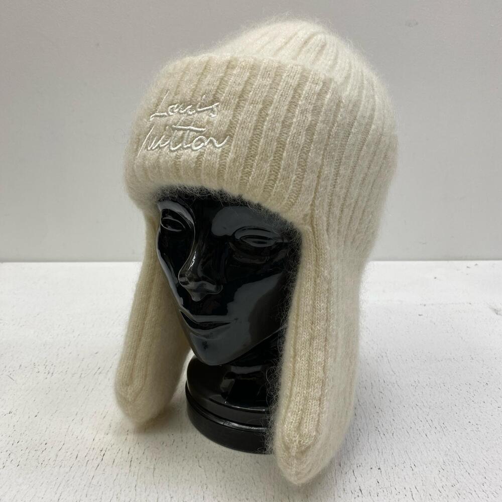 LOUIS VUITTON Beanie LV Script Knit Cap
